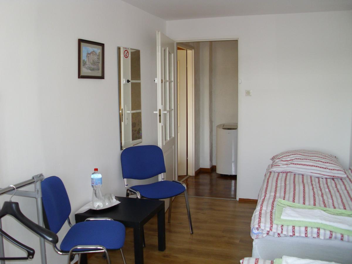 Pokoje Goscinne Irene Poznan Luaran gambar