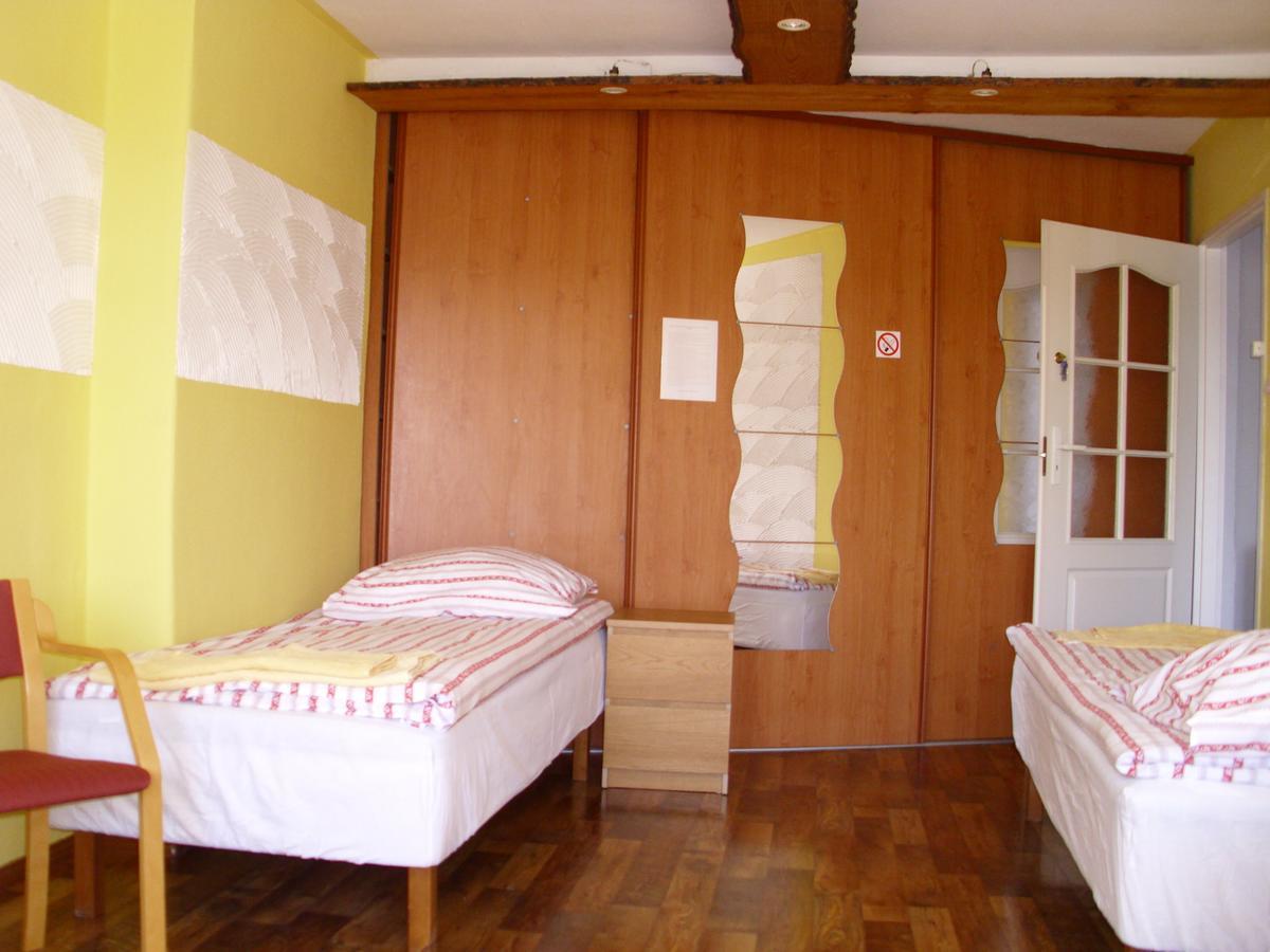 Pokoje Goscinne Irene Poznan Luaran gambar
